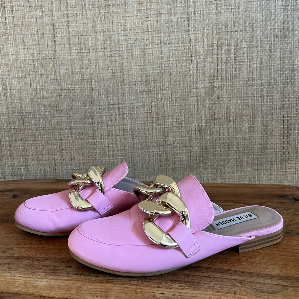 Steve Madden Pink Loafers with Gold Chain